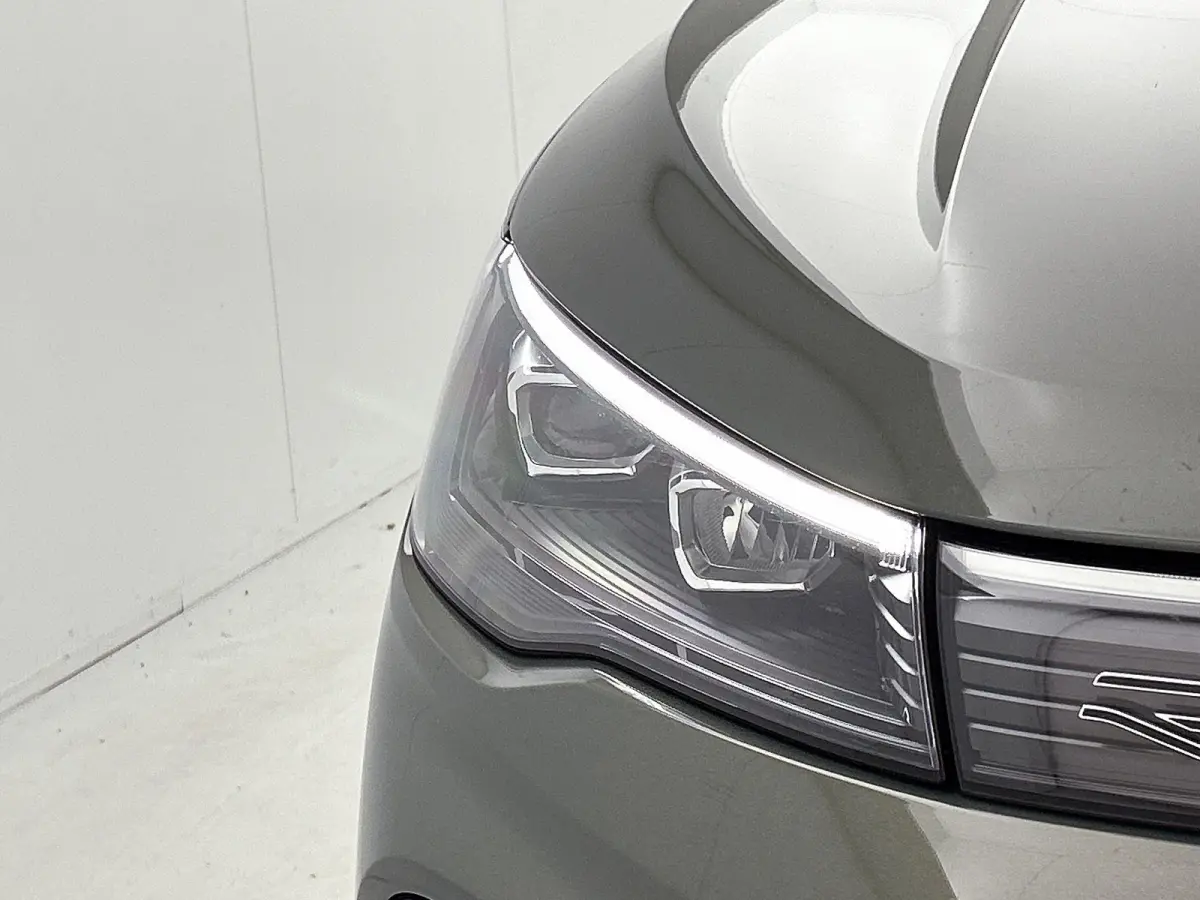 1.5 eHybrid R-Line Business | 204 PK | SoH 91% | Automaat | Adaptieve Cruise Control | Panoramadak | Trekhaak | Parkeercamera | Stoelverwarming | Stuurverwarming | Apple Carplay / Android Au