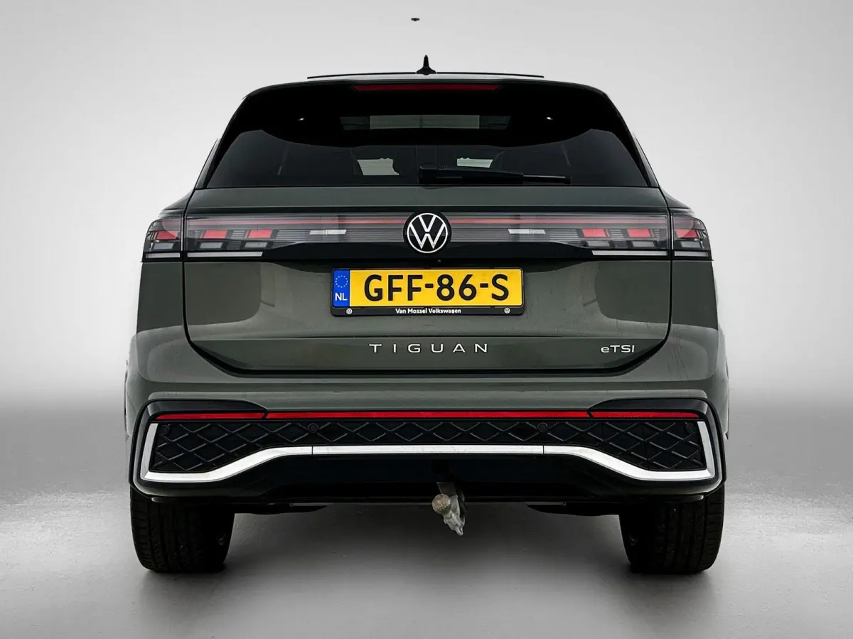 1.5 eHybrid R-Line Business | 204 PK | SoH 91% | Automaat | Adaptieve Cruise Control | Panoramadak | Trekhaak | Parkeercamera | Stoelverwarming | Stuurverwarming | Apple Carplay / Android Au