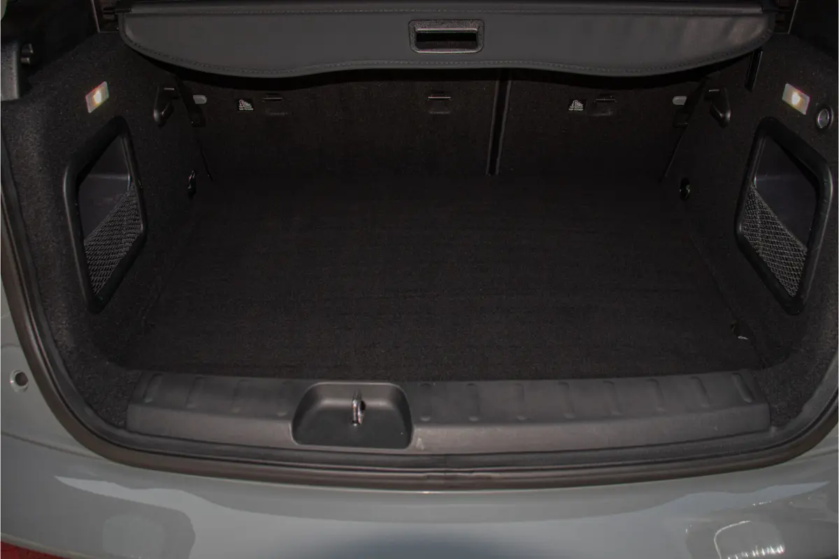 1.5 Automaat One Pepper, Stoelverwarming, Camera, Full LED, Park Assist, Keyless, Bluetooth, Climate control.