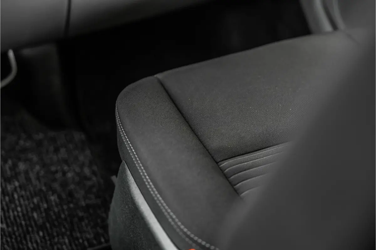320 2.0 TDCI L2H1 Limited DC | Blind Spot | Navigatie | Camera | CarPlay | Trekhaak | Stoelverwarming | 5-Zitter | Euro 6