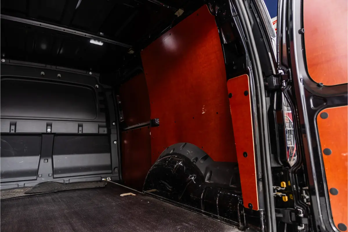 Maxi 2.0 TDI DSG | ACC | Camera | Trekhaak | L+R Schuifdeur | CarPlay | Dodehoek detectie | Stoelverwarming | LED | Trekhaak | Lederen bekleding | Sidebars | Betimmering | 18'' Sport velgen 