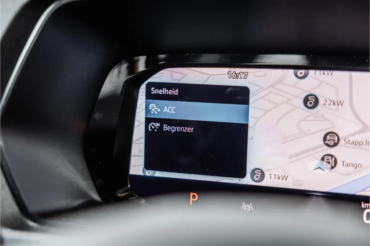 Maxi 2.0 TDI DSG | ACC | Camera | Trekhaak | L+R Schuifdeur | CarPlay | Dodehoek detectie | Stoelverwarming | LED | Trekhaak | Lederen bekleding | Sidebars | Betimmering | 18'' Sport velgen 