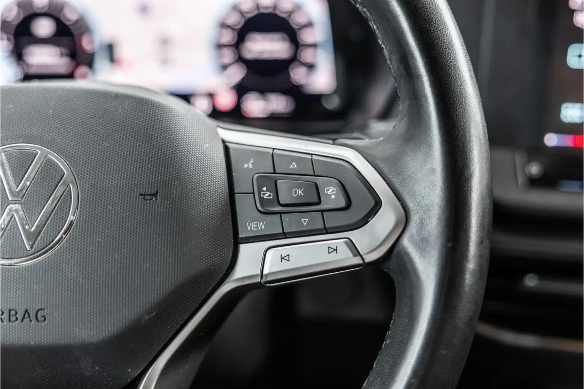 Maxi 2.0 TDI DSG | ACC | Camera | Trekhaak | L+R Schuifdeur | CarPlay | Dodehoek detectie | Stoelverwarming | LED | Trekhaak | Lederen bekleding | Sidebars | Betimmering | 18'' Sport velgen 