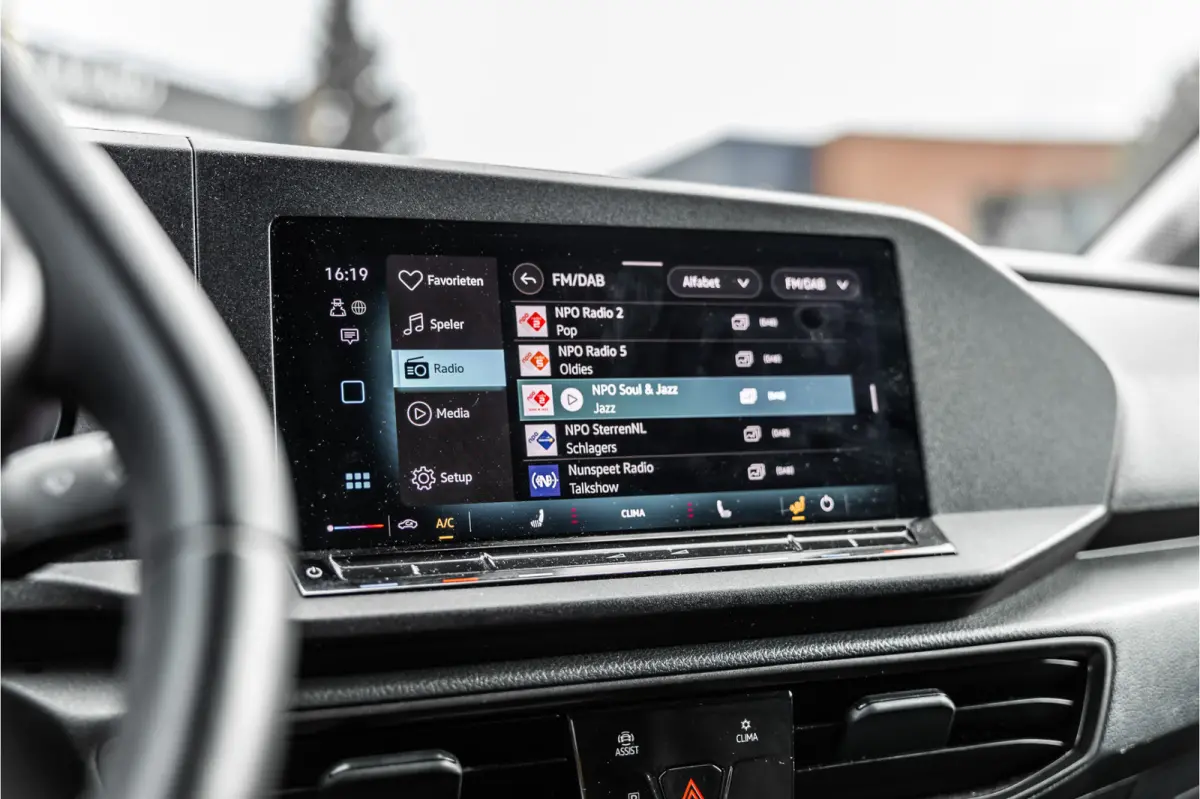 Maxi 2.0 TDI DSG | ACC | Camera | Trekhaak | L+R Schuifdeur | CarPlay | Dodehoek detectie | Stoelverwarming | LED | Trekhaak | Lederen bekleding | Sidebars | Betimmering | 18'' Sport velgen 