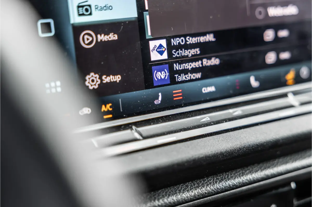 Maxi 2.0 TDI DSG | ACC | Camera | Trekhaak | L+R Schuifdeur | CarPlay | Dodehoek detectie | Stoelverwarming | LED | Trekhaak | Lederen bekleding | Sidebars | Betimmering | 18'' Sport velgen 