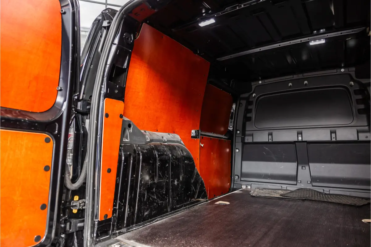 Maxi 2.0 TDI DSG | ACC | Camera | Trekhaak | L+R Schuifdeur | CarPlay | Dodehoek detectie | Stoelverwarming | LED | Trekhaak | Lederen bekleding | Sidebars | Betimmering | 18'' Sport velgen 