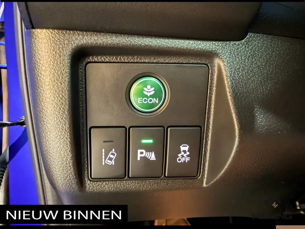 1.5 i-VTEC Executive. Automaat. Pano. Camera. Nav. Trekhaak. Van eerste eigenaar met NAP.