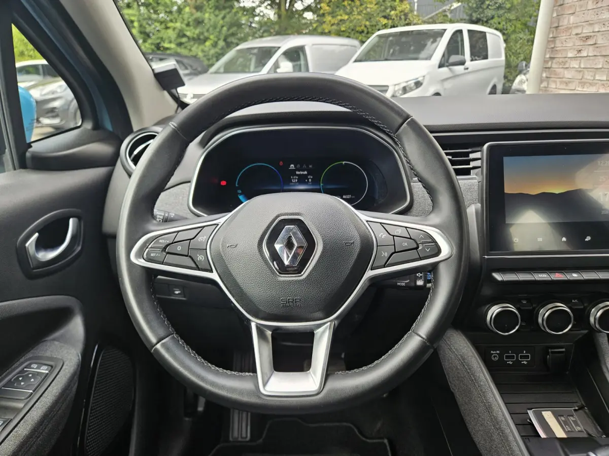 R135 Intens 52 kWh Koopaccu! SOH 94%! LED! Airco/Clima! PDC! Cruise Control! Navigatie!