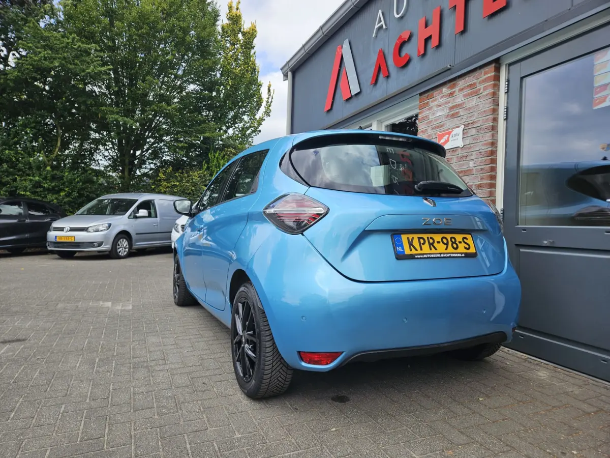 R135 Intens 52 kWh Koopaccu! SOH 94%! LED! Airco/Clima! PDC! Cruise Control! Navigatie!