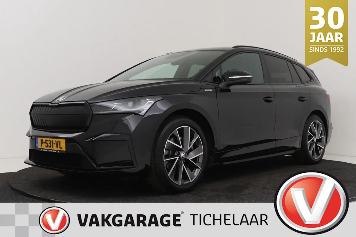 80 Sportline | Uitklap Trekhaak | 92% SoH | CarPlay | Org NL | Adap. Cruise | Stoelverwarming | Camera | Blind Spot