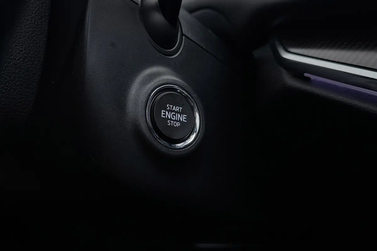 80 Sportline | Uitklap Trekhaak | 92% SoH | CarPlay | Org NL | Adap. Cruise | Stoelverwarming | Camera | Blind Spot