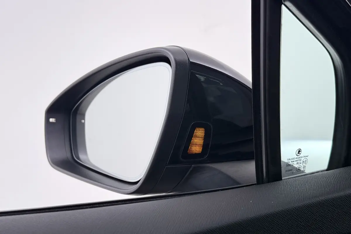 80 Sportline | Uitklap Trekhaak | 92% SoH | CarPlay | Org NL | Adap. Cruise | Stoelverwarming | Camera | Blind Spot