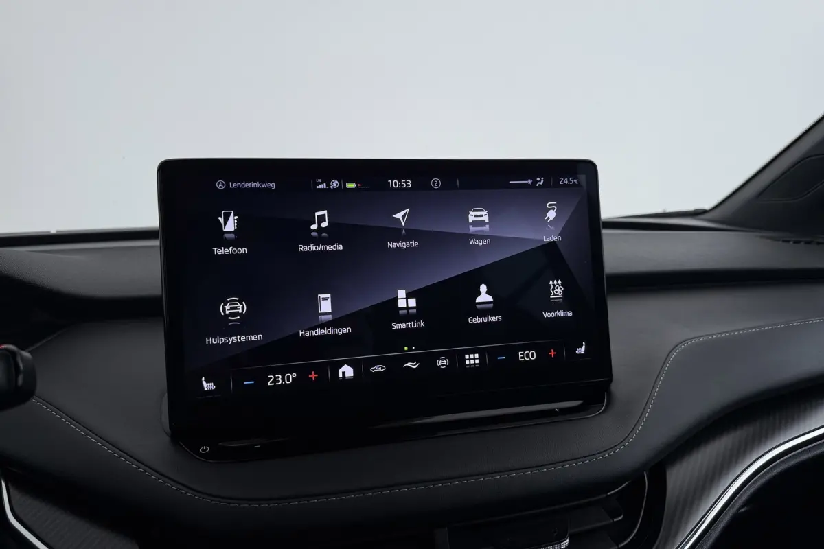 80 Sportline | Uitklap Trekhaak | 92% SoH | CarPlay | Org NL | Adap. Cruise | Stoelverwarming | Camera | Blind Spot