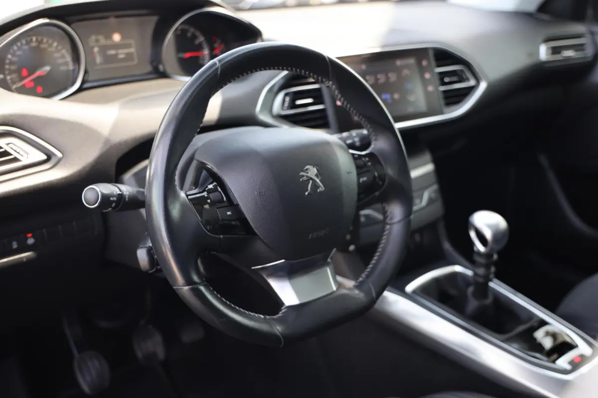1.2 PureTech Blue Lease Premium|Cruise control|Navi|Panoramadak|