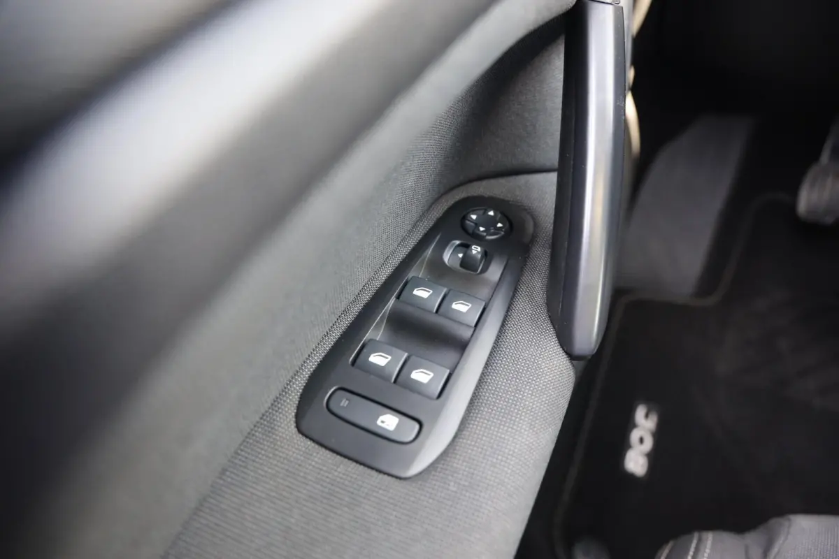 1.2 PureTech Blue Lease Premium|Cruise control|Navi|Panoramadak|