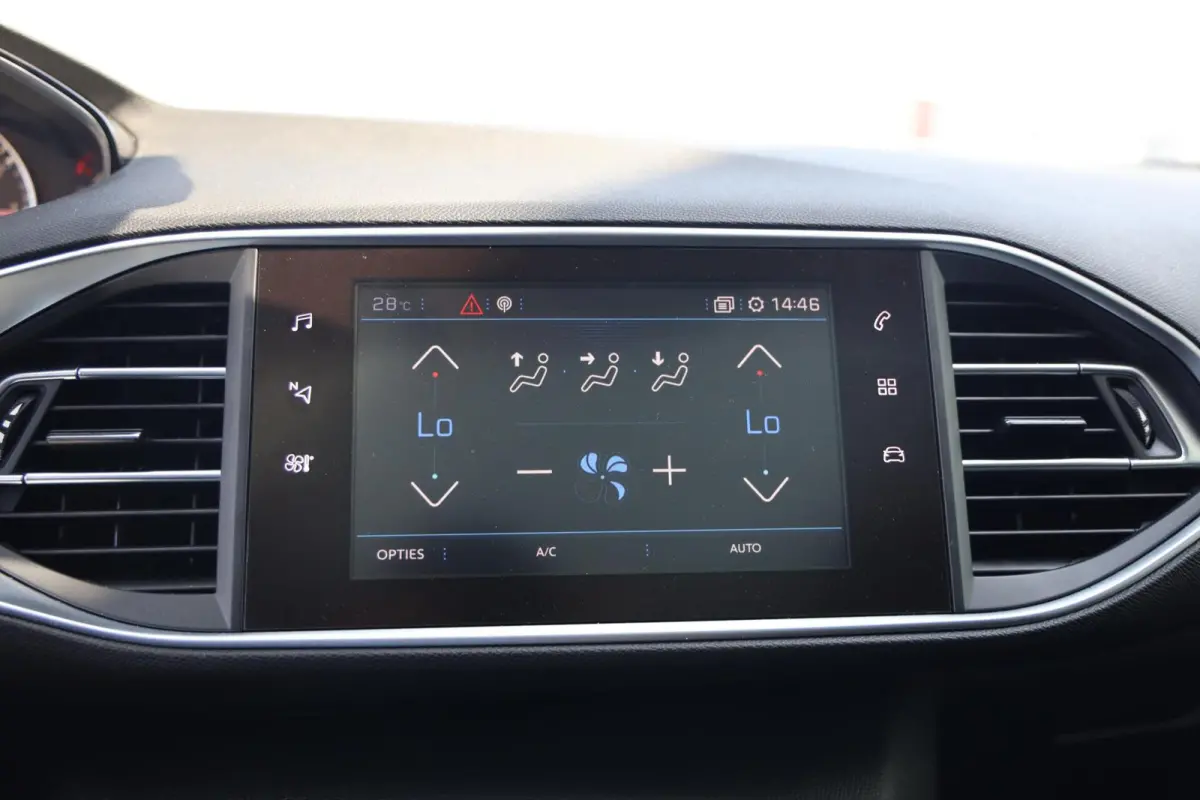 1.2 PureTech Blue Lease Premium|Cruise control|Navi|Panoramadak|