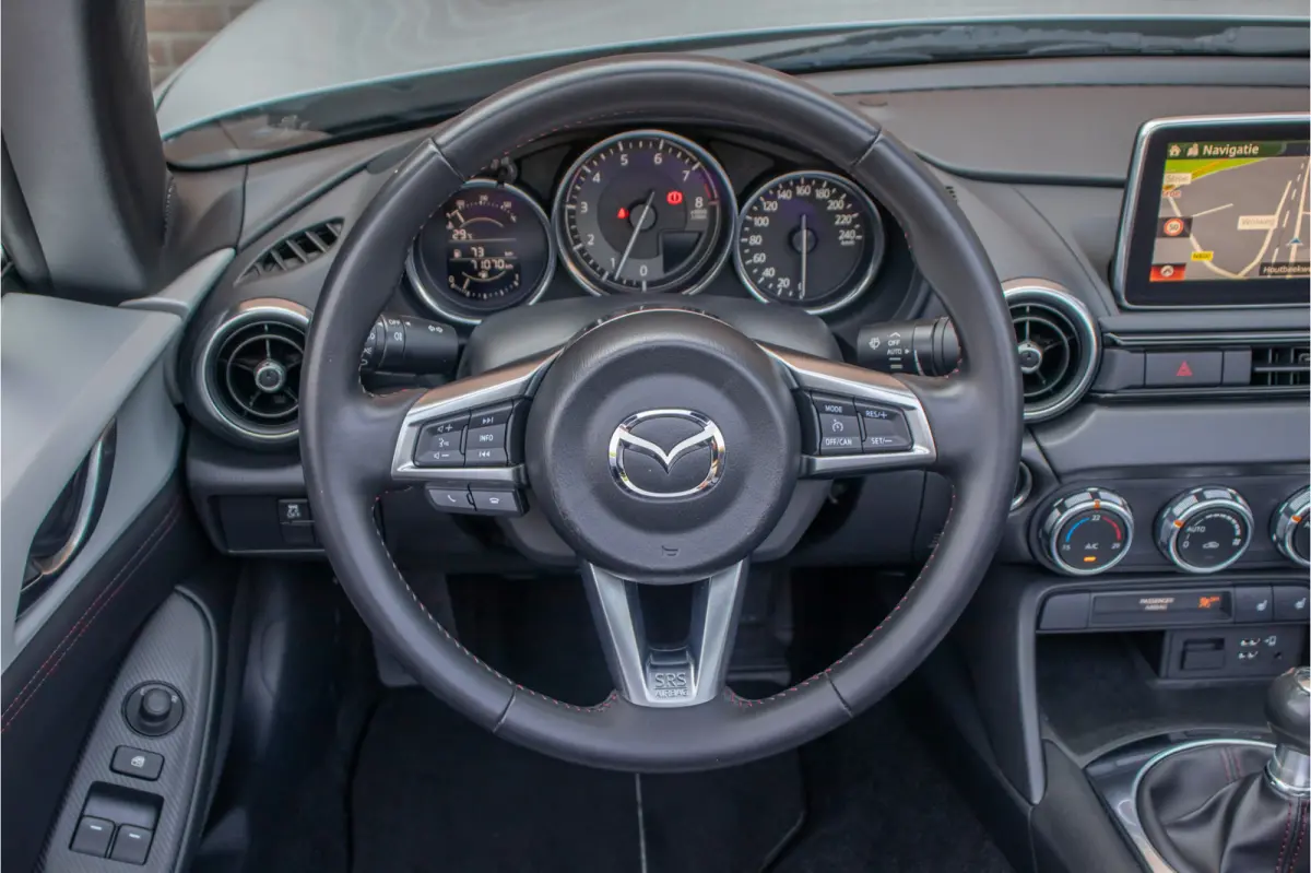1.5 SkyActiv-G GT-M, 1e eigenaar, 71.000km NAP, Carplay, Leder, Navigatie, Keyless, PDC, Stoelverwarming, DAB+.