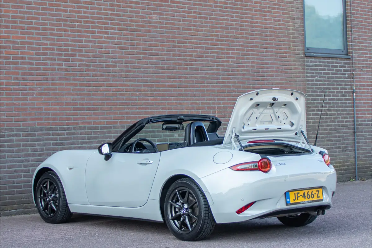 1.5 SkyActiv-G GT-M, 1e eigenaar, 71.000km NAP, Carplay, Leder, Navigatie, Keyless, PDC, Stoelverwarming, DAB+.