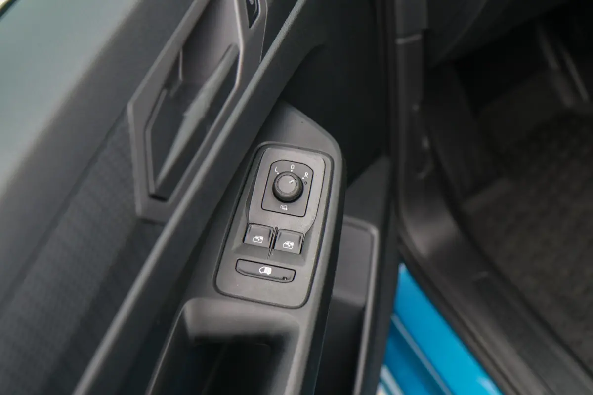 2.0 TDI 122pk DSG Comfort | Navigatie | App Connect | Trekhaak | Cruise Control | Parkeersensoren Voor + Achter | DAB+