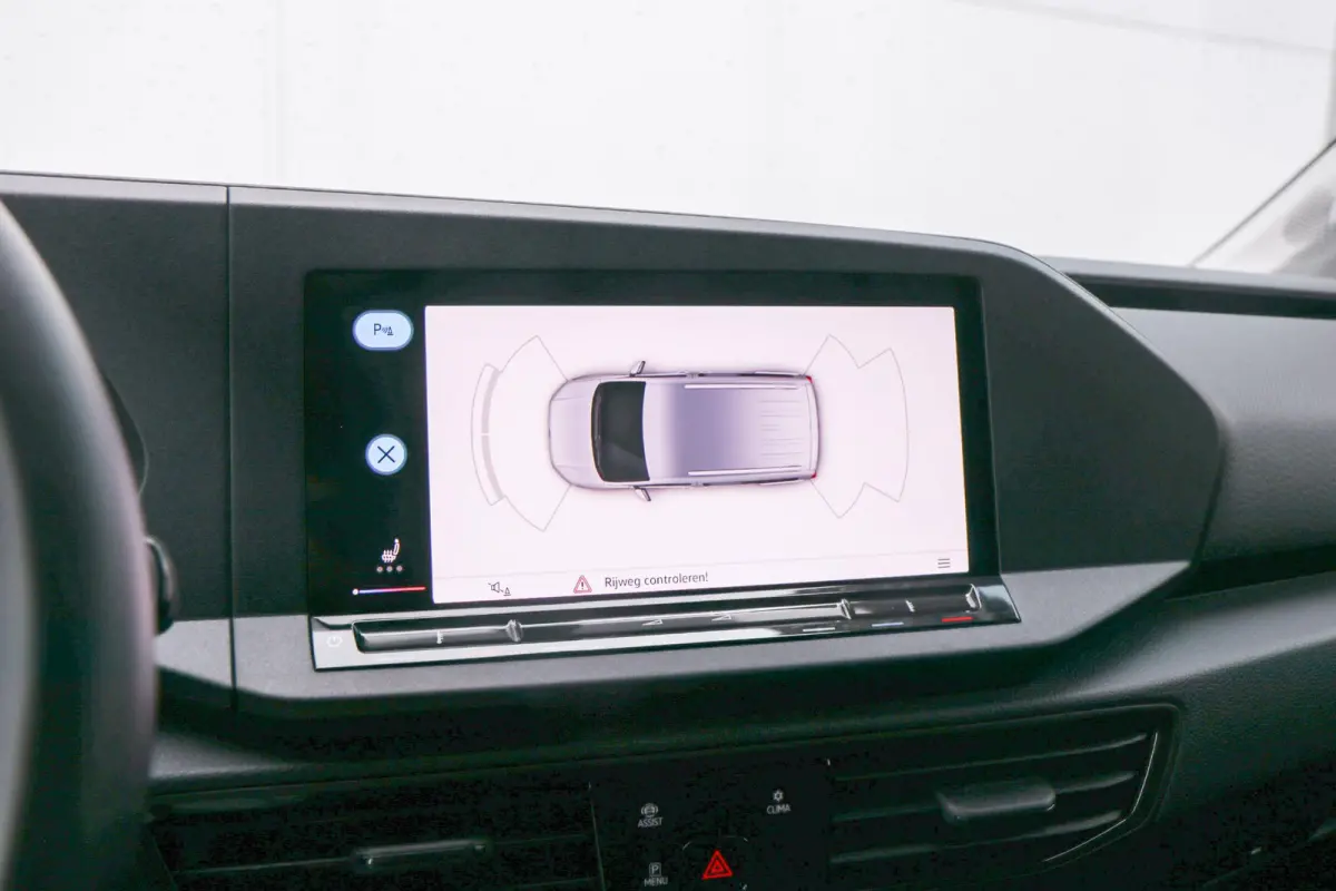 2.0 TDI 122pk DSG Comfort | Navigatie | App Connect | Trekhaak | Cruise Control | Parkeersensoren Voor + Achter | DAB+