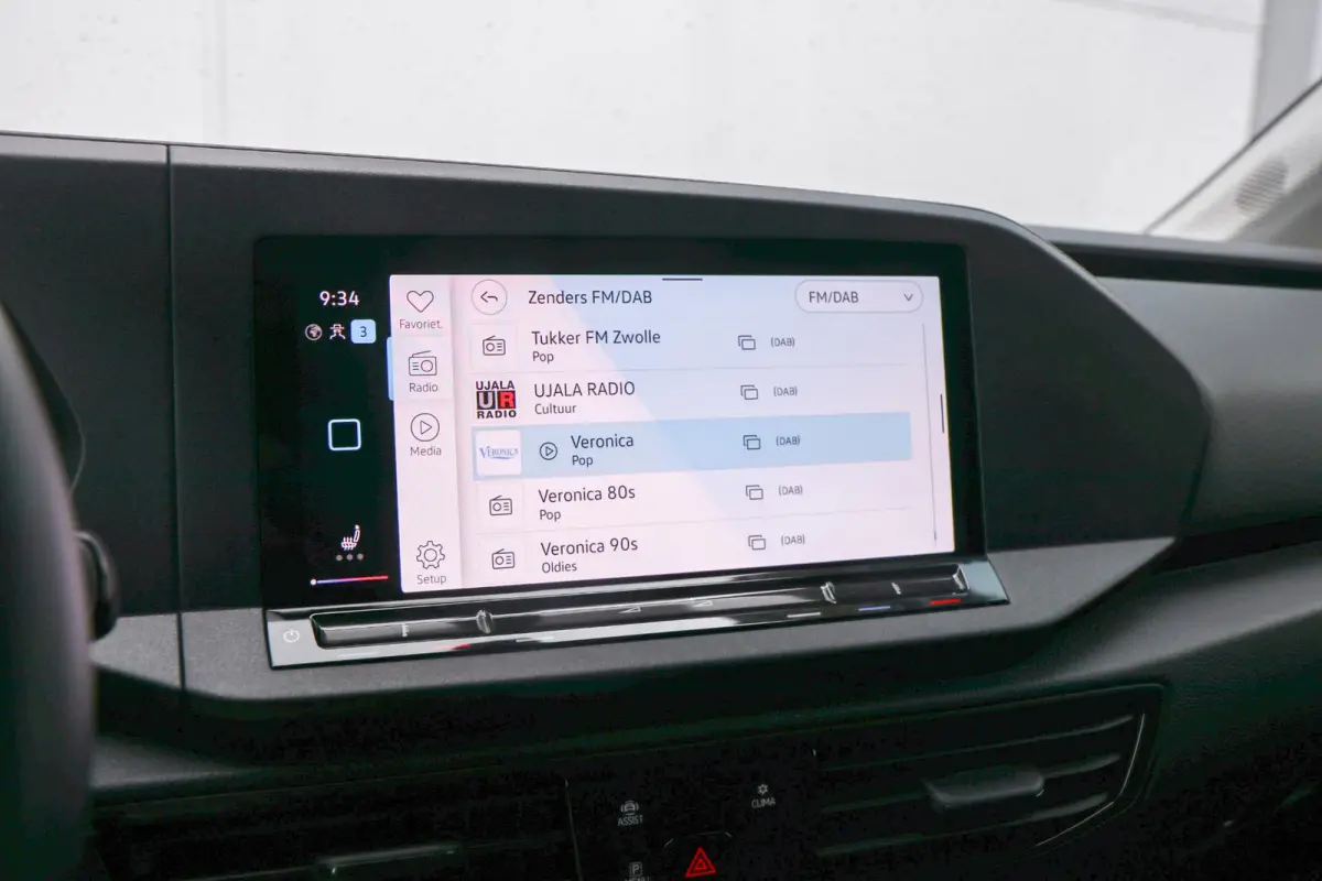 2.0 TDI 122pk DSG Comfort | Navigatie | App Connect | Trekhaak | Cruise Control | Parkeersensoren Voor + Achter | DAB+