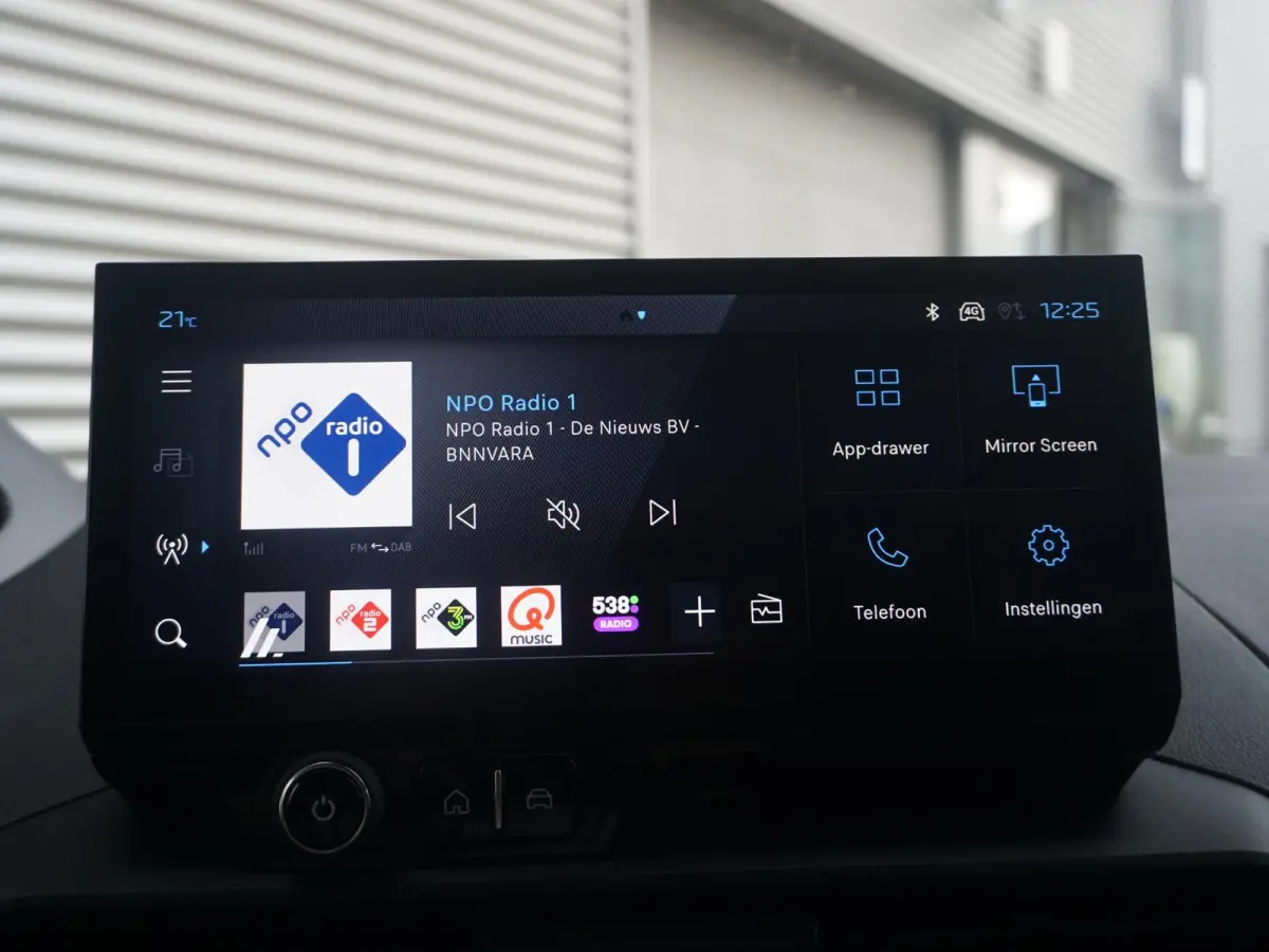 L1 50 kWh | 0% rente | camera | Apple Carplay/Android Auto  | laadruimtebetimmering | Comfort stoelen | rijklaarprijs