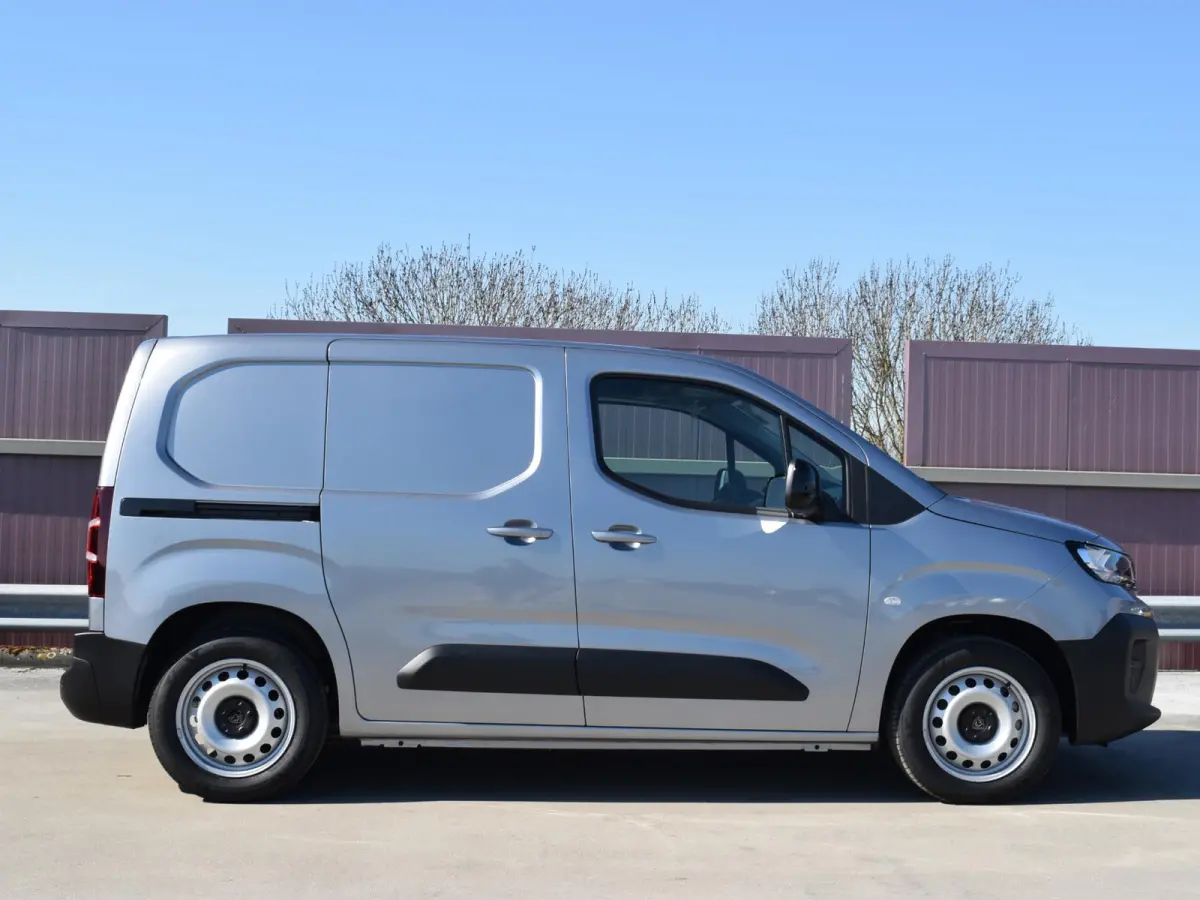 L1 50 kWh | 0% rente | camera | Apple Carplay/Android Auto  | laadruimtebetimmering | Comfort stoelen | rijklaarprijs