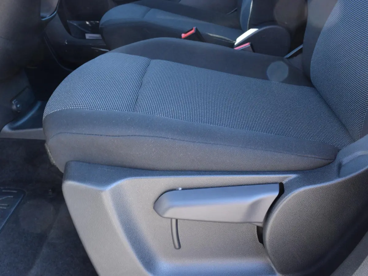 L1 50 kWh | 0% rente | camera | Apple Carplay/Android Auto  | laadruimtebetimmering | Comfort stoelen | rijklaarprijs