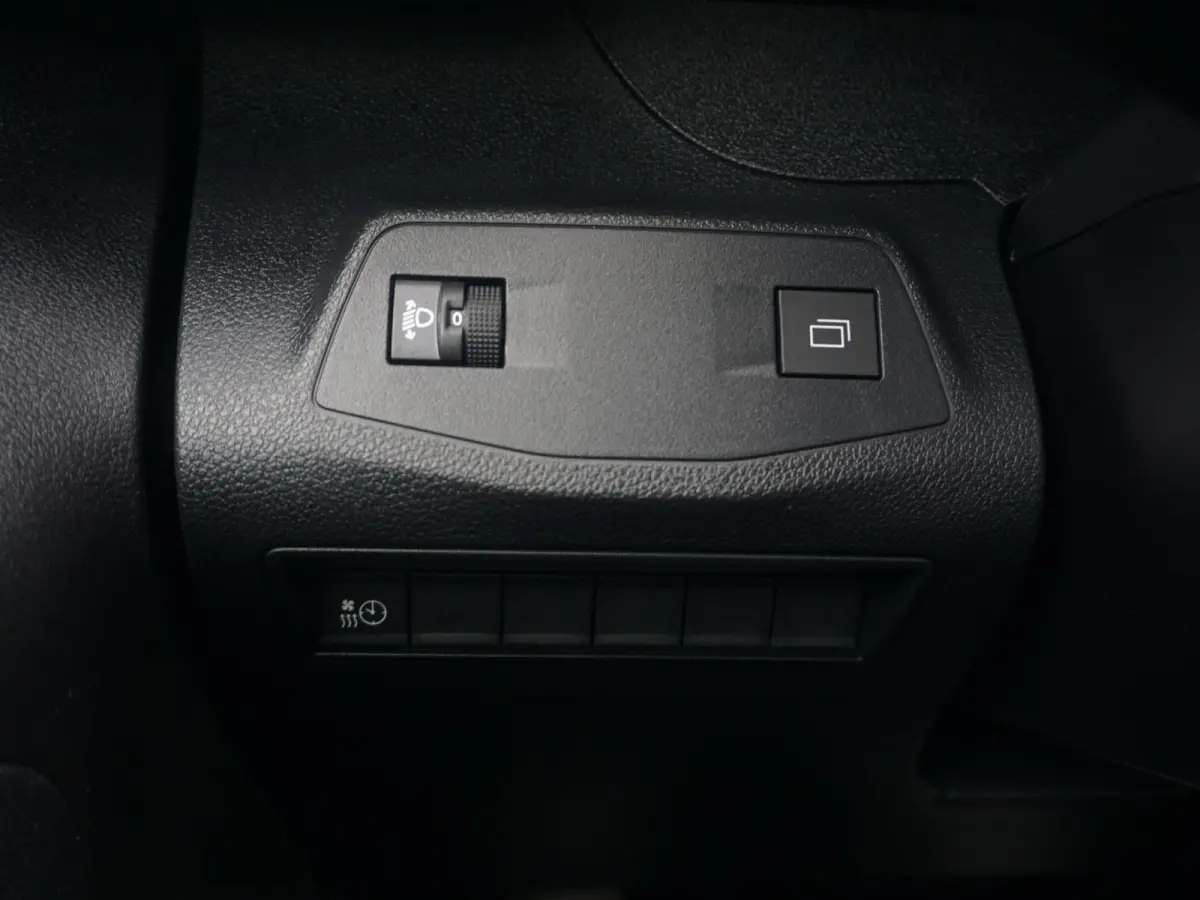 L1 50 kWh | 0% rente | camera | Apple Carplay/Android Auto  | laadruimtebetimmering | Comfort stoelen | rijklaarprijs