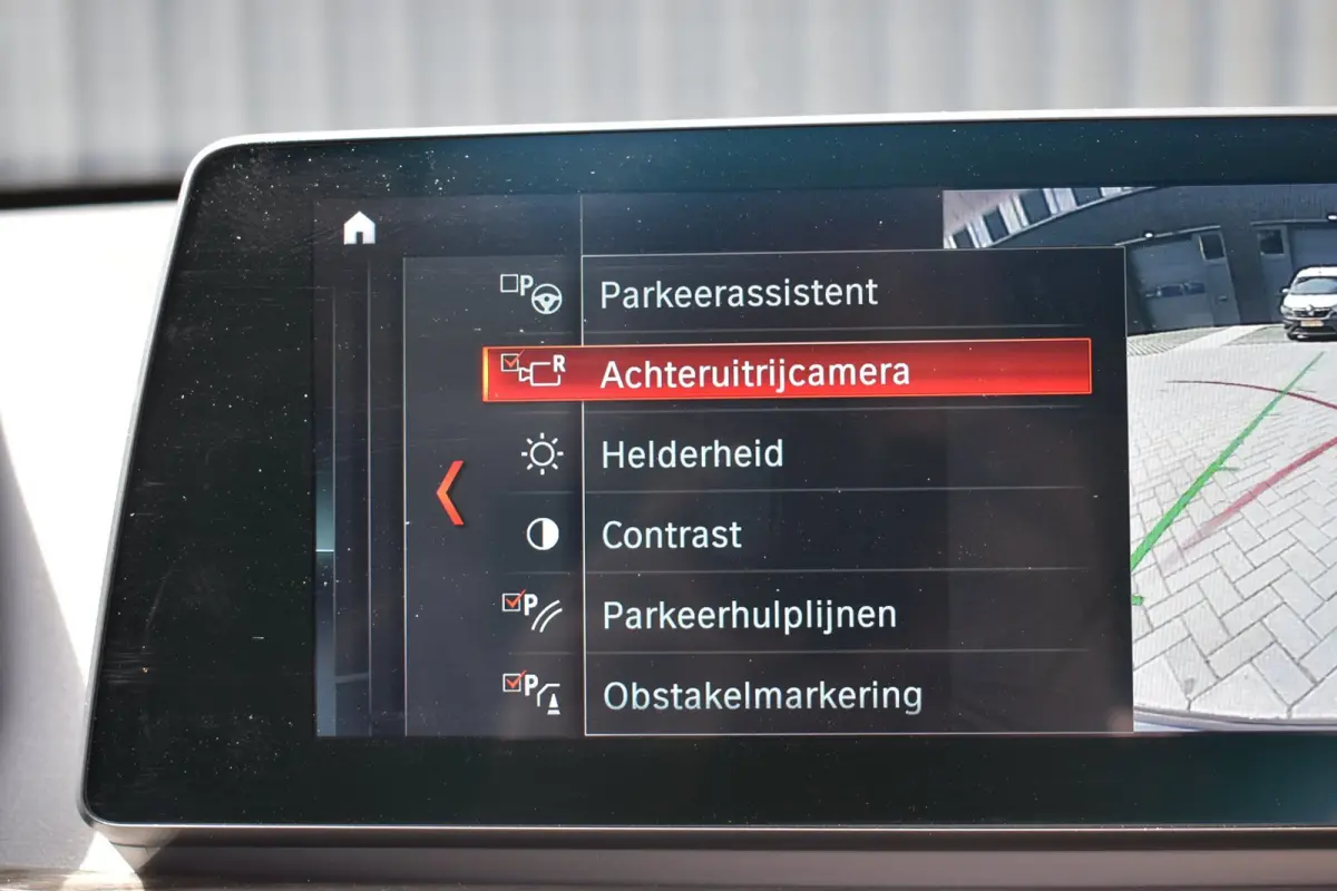 XDrive25e High Executive | PANO | 1E EIG | DEALER | LEDER | CAMERA | NAVI PROF | SPORTSTOELEN