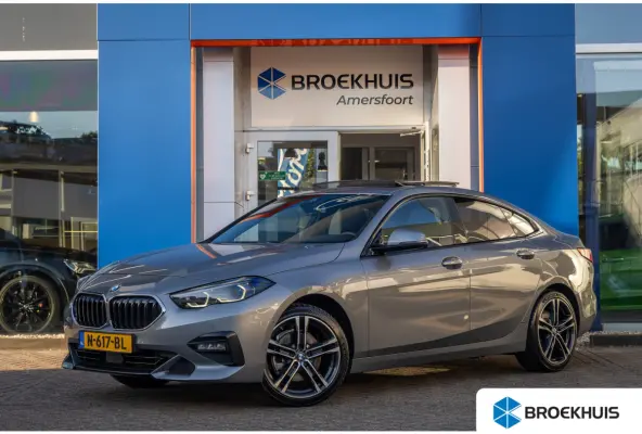 218i Business Edition | Pano | Camera | Stuur+stoel verwarming | Apple Carplay/Android Auto | Cruise control | Keyless | Digitaal dashboard | Achteruitrijcamera | Apple Carplay/Android Auto|