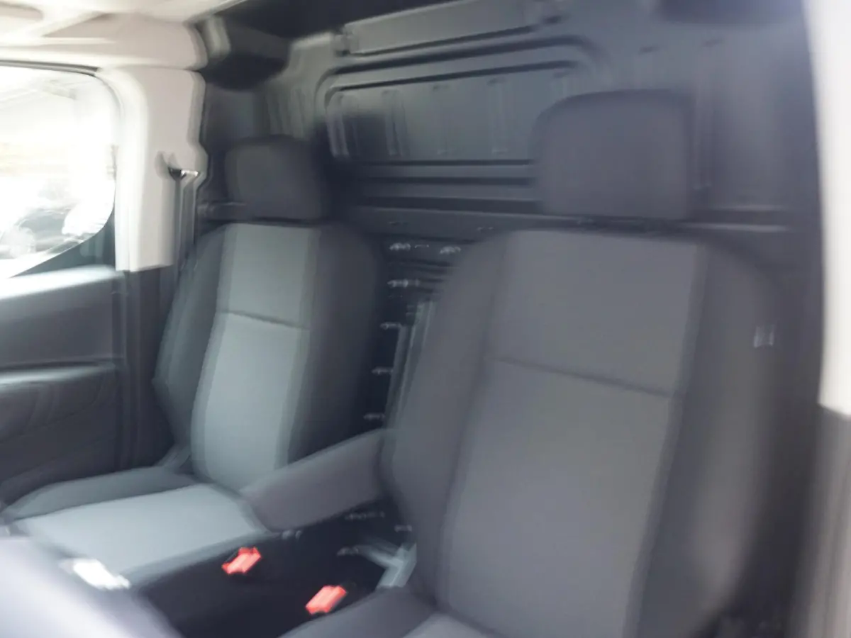 L1 50kWh | camera | Apple Carplay/Android Auto  | laadruimtebetimmering  | Comfort stoelen | rijklaarprijs
