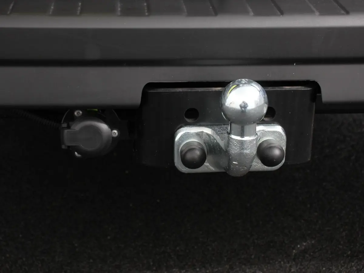 2.0 Blue dCi 110PK T30 L2H1 Advance Navigatie Airco Lichtmetalen velgen Betimmering Trekhaak Camera Parkeer sensoren Dab