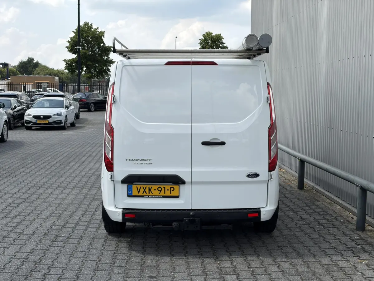 300 2.0 TDCI L2H1*A/C*CRUISE*3-P*CAM*HAAK*TEL*