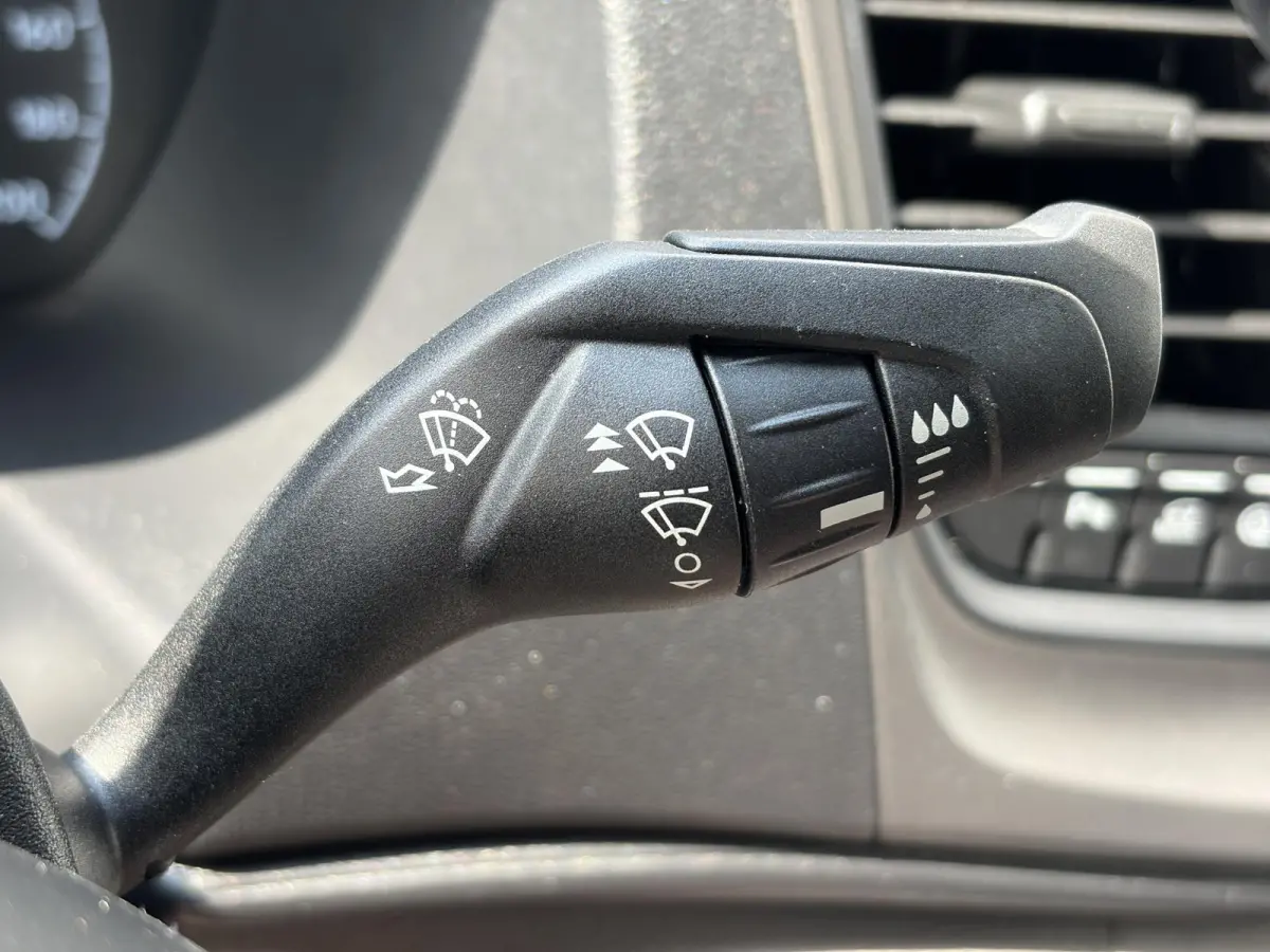 300 2.0 TDCI L2H1*A/C*CRUISE*3-P*CAM*HAAK*TEL*