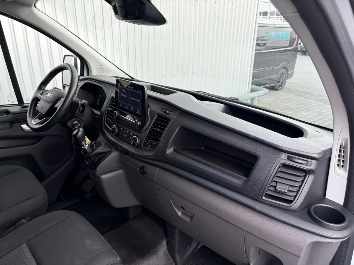 300 2.0 TDCI L2H1*A/C*CRUISE*3-P*CAM*HAAK*TEL*