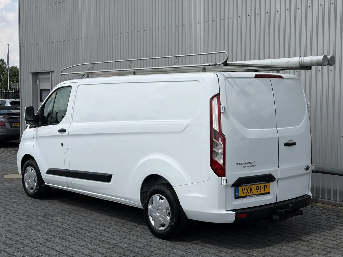 300 2.0 TDCI L2H1*A/C*CRUISE*3-P*CAM*HAAK*TEL*