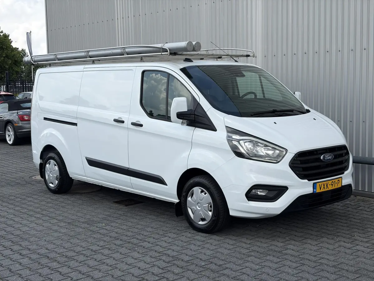 300 2.0 TDCI L2H1*A/C*CRUISE*3-P*CAM*HAAK*TEL*