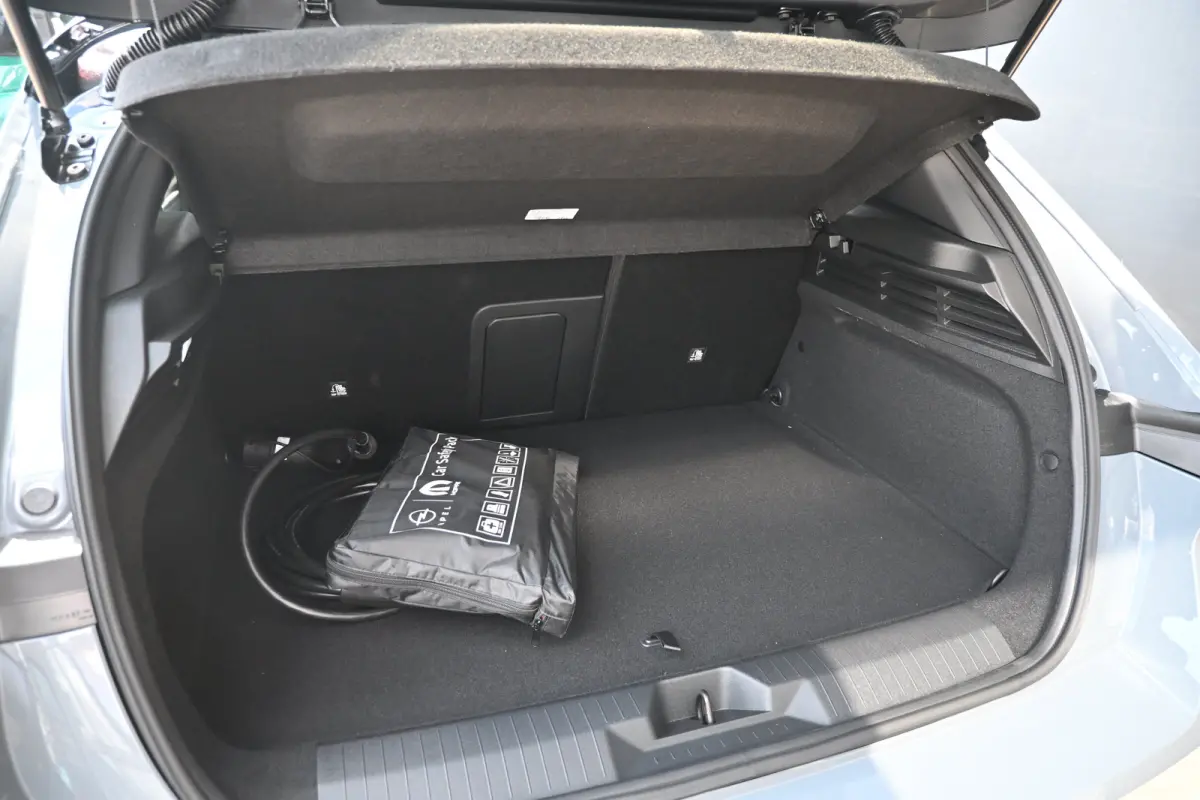 1.6 Turbo Plug In Hybrid Ultimate | Schuif-/Kanteldak | Massage | Elektr. Stoelen | LED-Matrix | Adaptive Cruise | Keyless-Entry | Stuur/Stoelverwarming | !!