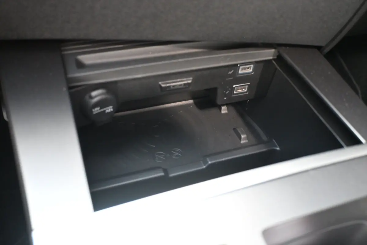 1.6 Turbo Plug In Hybrid Ultimate | Schuif-/Kanteldak | Massage | Elektr. Stoelen | LED-Matrix | Adaptive Cruise | Keyless-Entry | Stuur/Stoelverwarming | !!