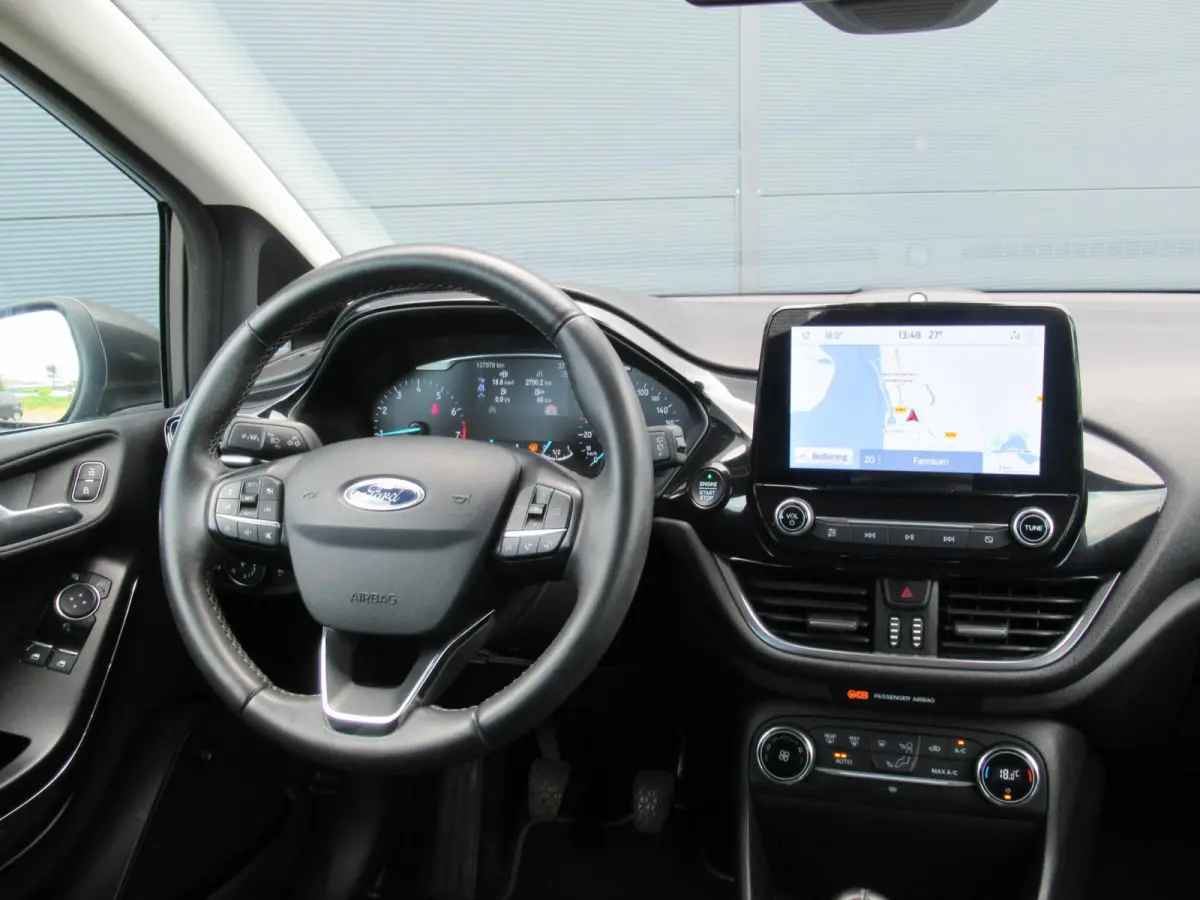 1.0 EcoBoost Titanium | Adaptive Cruise | B&O | Camera | PDC voor en achter