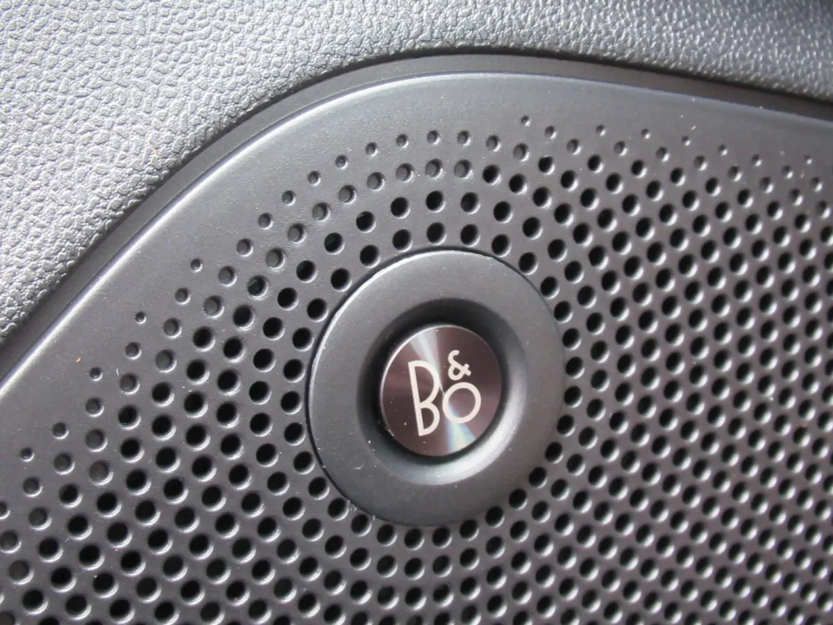 1.0 EcoBoost Titanium | Adaptive Cruise | B&O | Camera | PDC voor en achter