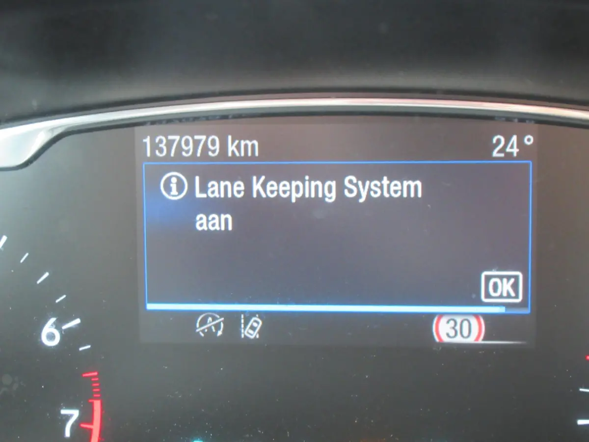 1.0 EcoBoost Titanium | Adaptive Cruise | B&O | Camera | PDC voor en achter