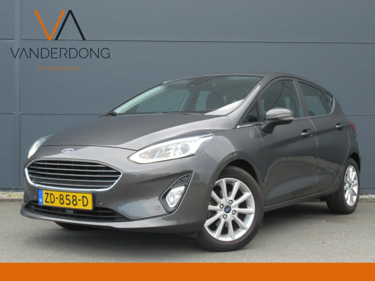1.0 EcoBoost Titanium | Adaptive Cruise | B&O | Camera | PDC voor en achter