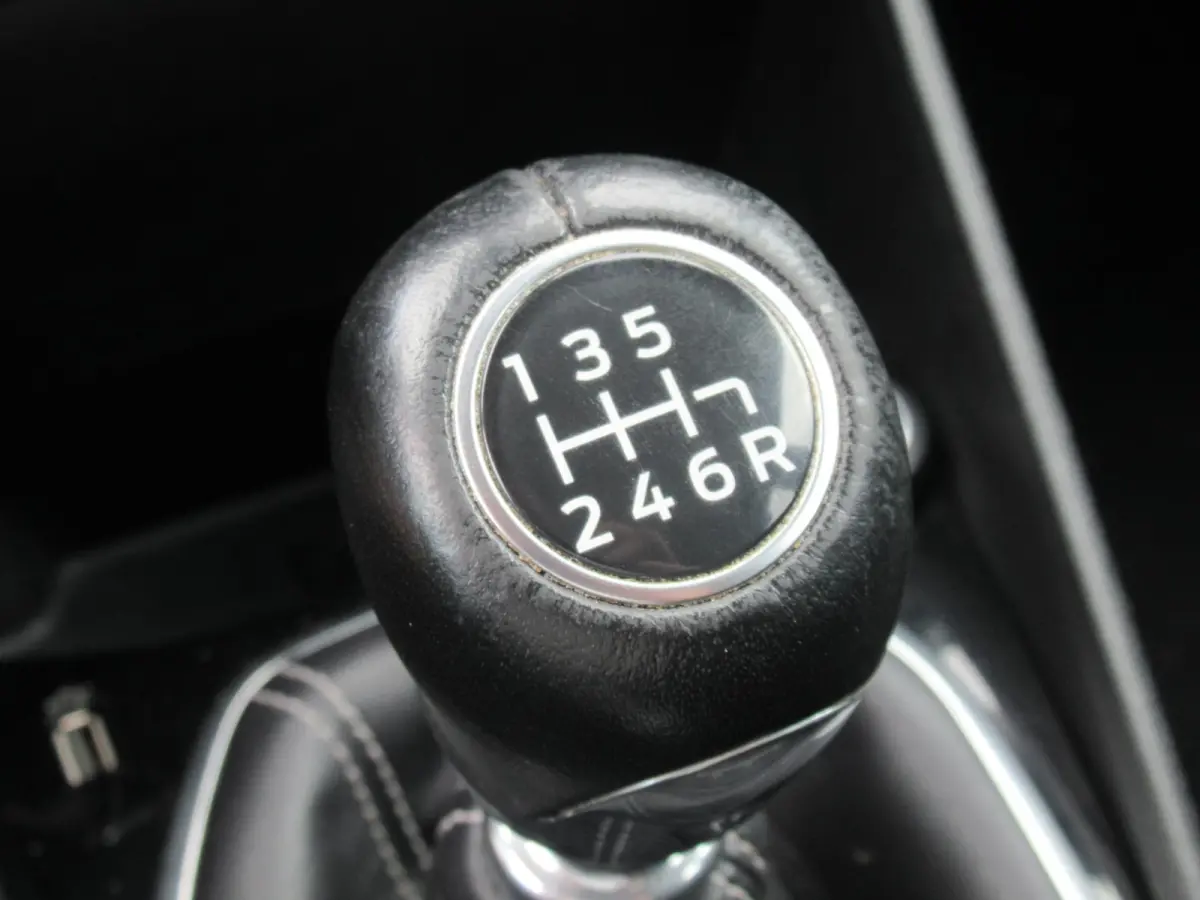 1.0 EcoBoost Titanium | Adaptive Cruise | B&O | Camera | PDC voor en achter
