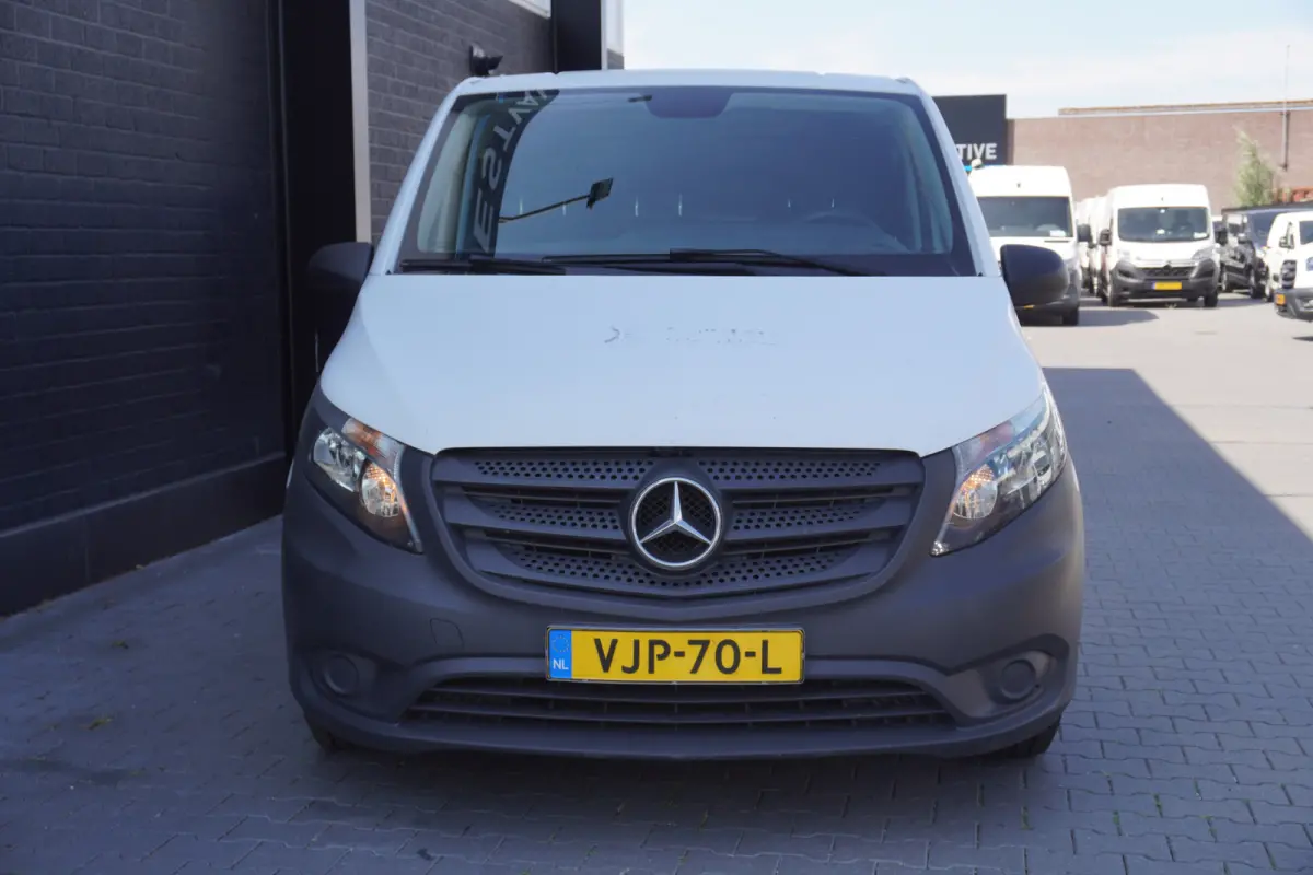 110 CDI Lang EURO 6 - Airco - Camera - €14.900,- Excl.