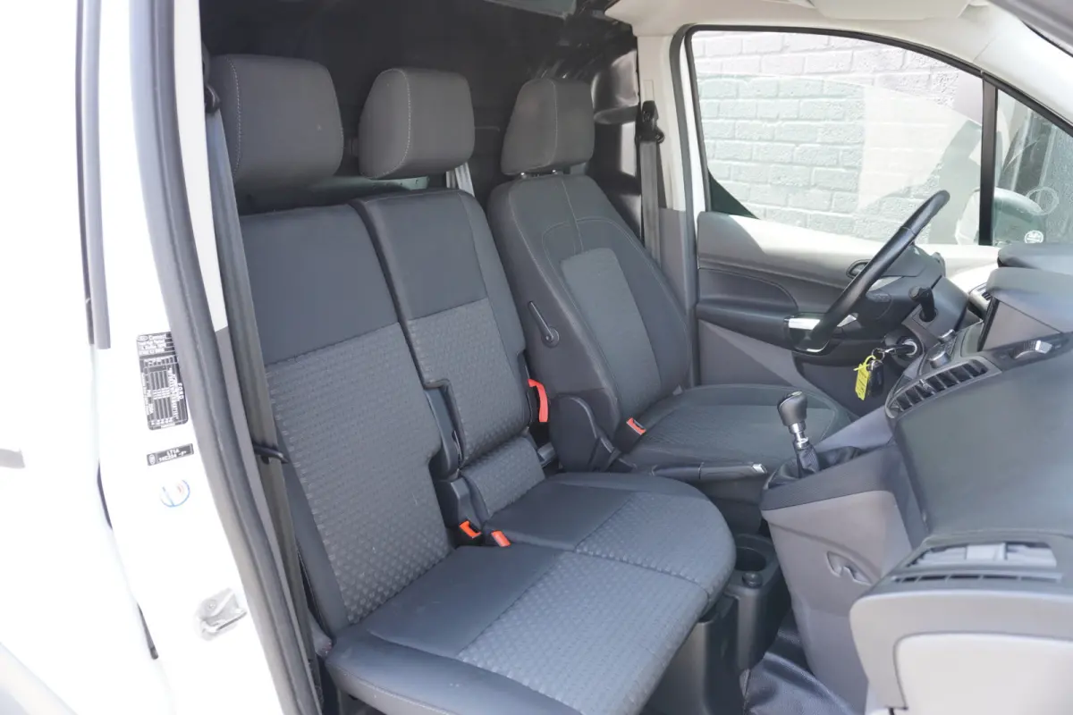 1.5 EcoBlue EURO 6 - Airco - Cruise - PDC - €10.950,- Excl.