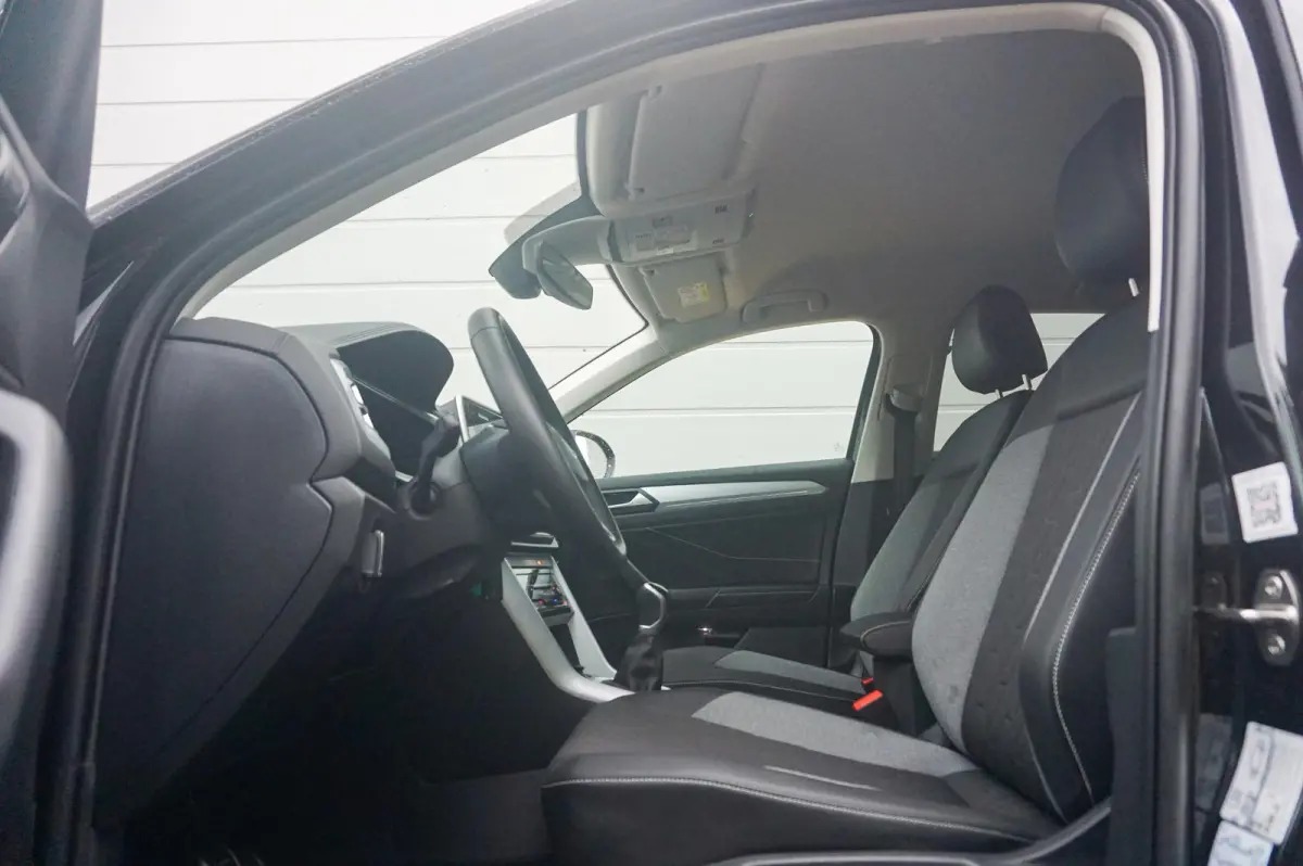1.0 TSI 115pk Life Edition | Dodehoekdetectie | Navigatie | Stoelverwarming