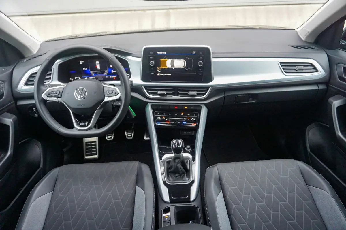 1.0 TSI 115pk Life Edition | Dodehoekdetectie | Navigatie | Stoelverwarming