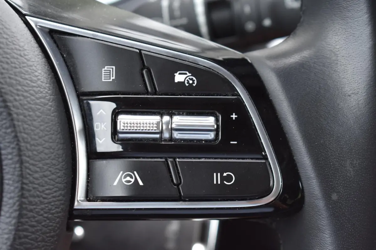 cee'd 1.0 T-GDi ComfortLine | Camera | Cruise Control | Carplay |